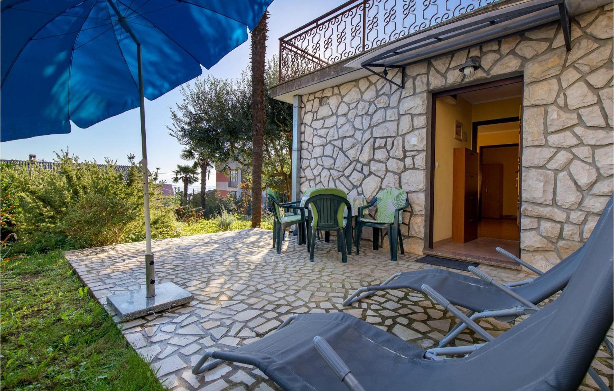 Stunning Apartment In Lovran With Kitchen מראה חיצוני תמונה